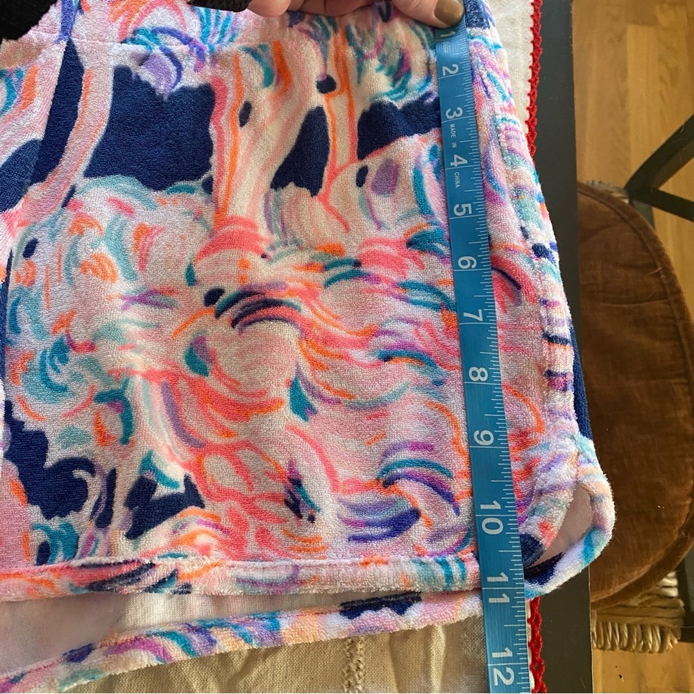 Lilly Pulitzer Colorful Flamingo Print Terrycloth Short Medium - Picture 14 of 15